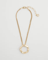 Chico's Women | Short Circle Pendant GOLD
