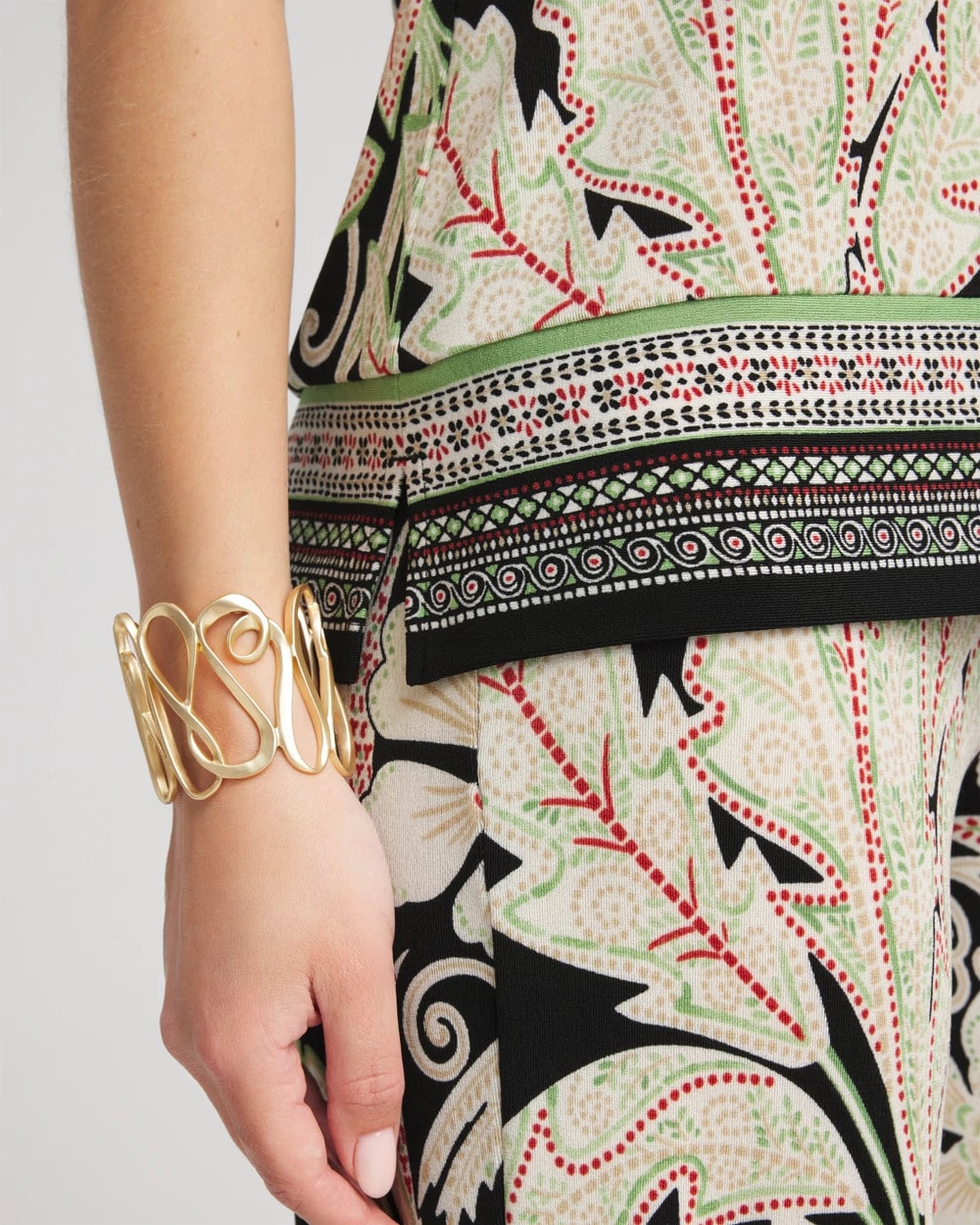 Travelers™ Island-Motif Side-Slit Tank