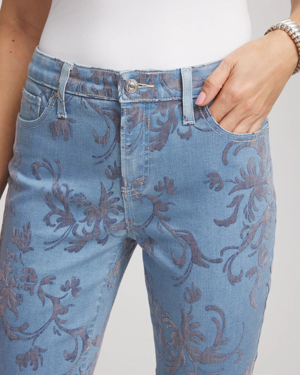 Chico's Women | Girlfriend Slim Ankle Flocked Jeans FINFLOW INDIGO