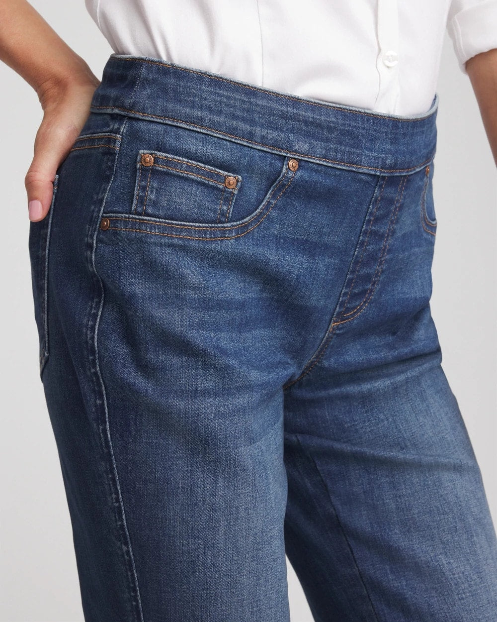 Chico's Women | Pull-On Slim Bootcut Jeggings ESTERO INDIGO