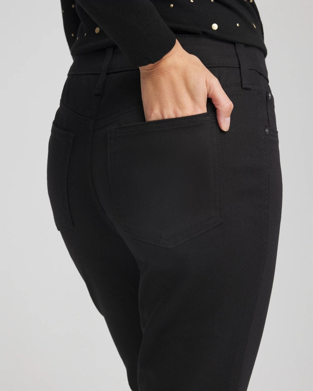 Chico's Women | Pull-On Straight Jeans BLACK