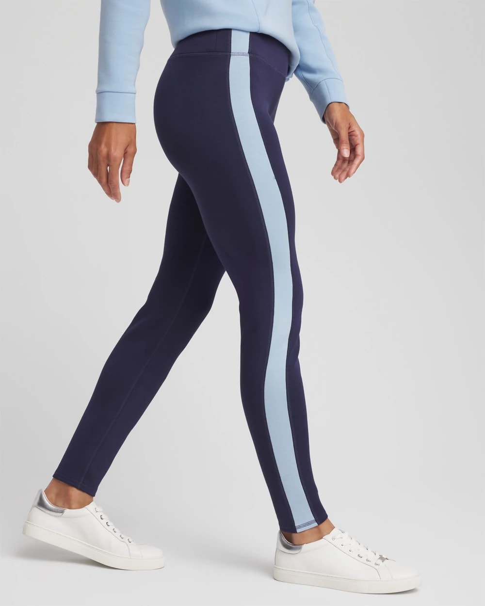 Chico's Women | Zenergy® Soft Topaz Contrast Leggings PASSPORT BLUE
