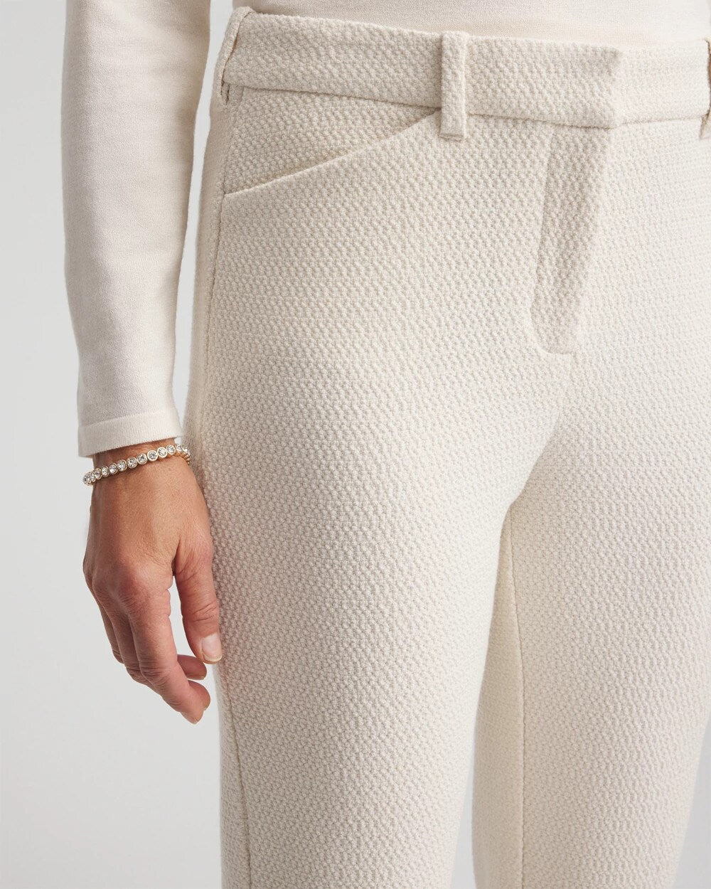 Chico's Women | Matelassé Slim Tapered Ankle Pants ENGLISH CREAM